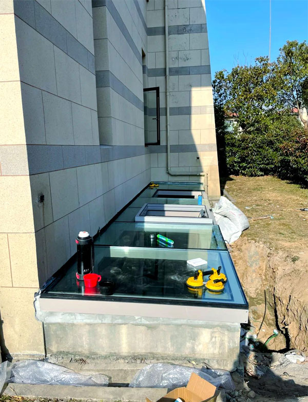 安徽地下室采光井天窗